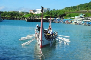 圖1. 拜訪號自興海漁港出發，航向美好。(海管處提供)